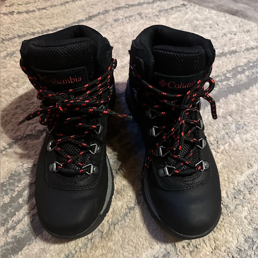 Columbia Hiking Boot